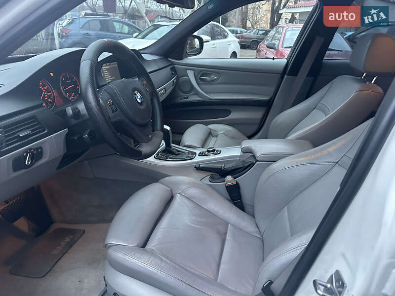Седан BMW 3 Series 2010 в Одессе