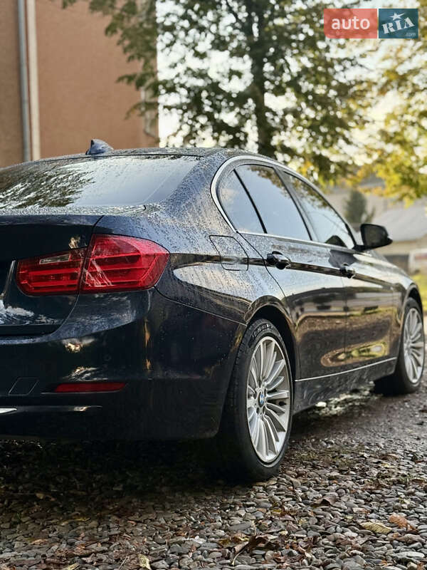 Седан BMW 3 Series 2014 в Коломые