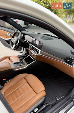 Седан BMW 3 Series 2020 в 
