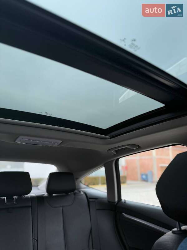 Седан BMW 3 Series 2016 в Черновцах фото 2 Седан BMW 3 Series 2016 в Черновцах