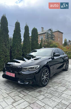 Седан BMW 3 Series 2019 в Львове