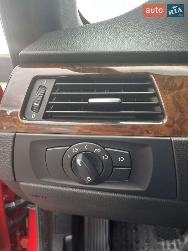 Кабриолет BMW 3 Series 2008 в Ивано-Франковске