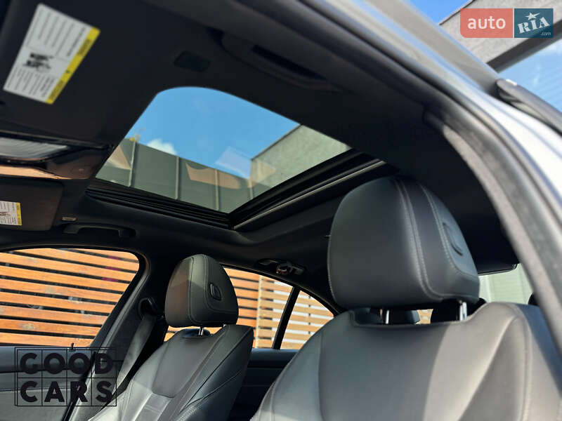 Седан BMW 3 Series 2019 в Одесі