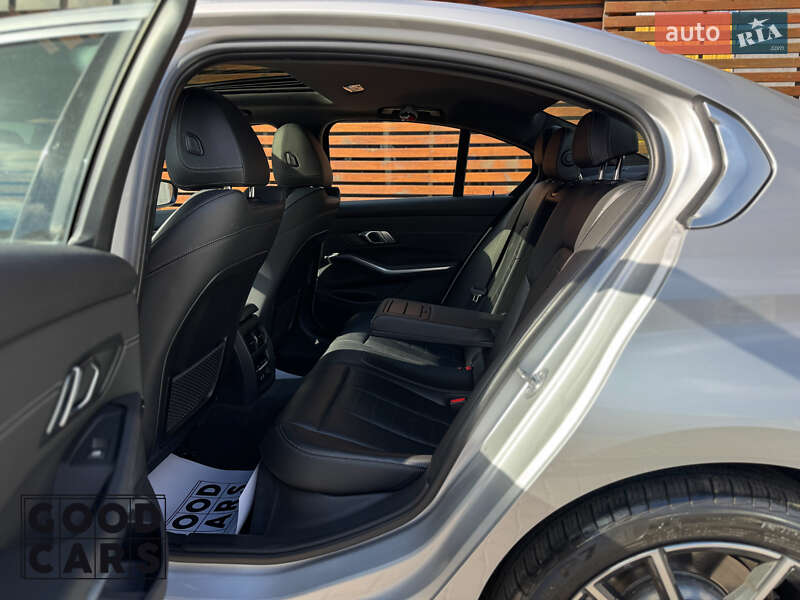 Седан BMW 3 Series 2019 в Одесі