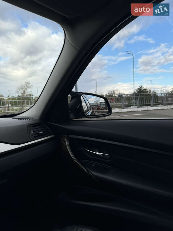 Универсал BMW 3 Series 2014 в Киеве фото 13 Универсал BMW 3 Series 2014 в Киеве