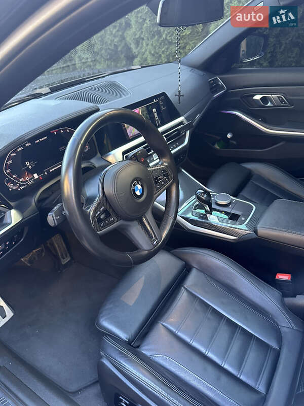 Седан BMW 3 Series 2020 в Львове