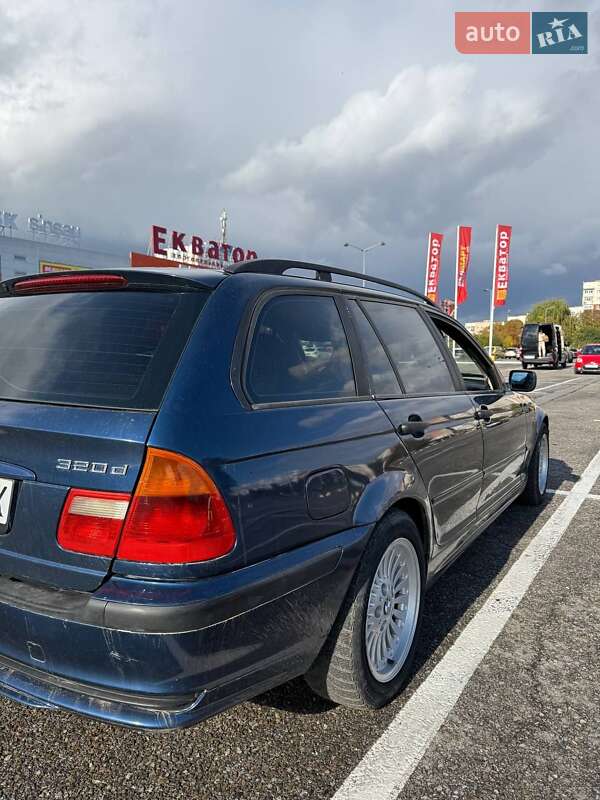 Універсал BMW 3 Series 2004 в Чернівцях