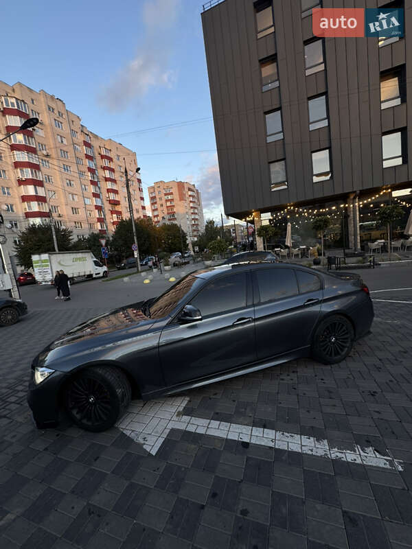 Седан BMW 3 Series 2013 в Хмельницком