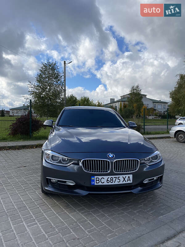 Седан BMW 3 Series 2012 в Львове