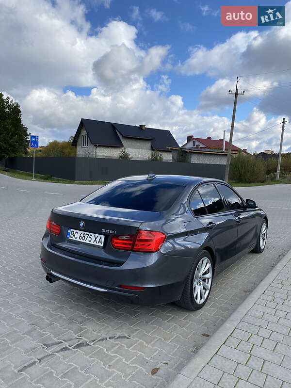 Седан BMW 3 Series 2012 в Львове