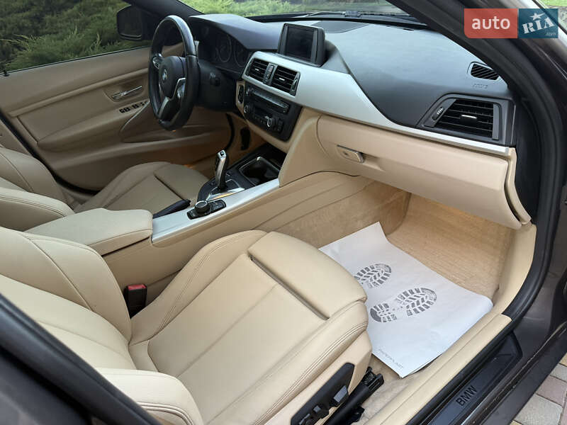 Седан BMW 3 Series 2015 в Днепре