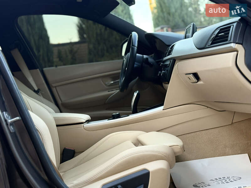 Седан BMW 3 Series 2015 в Днепре