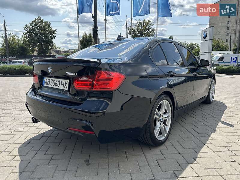 Седан BMW 3 Series 2013 в Виннице