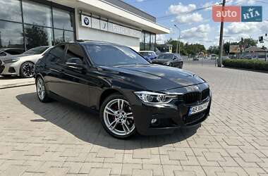 Седан BMW 3 Series 2013 в 