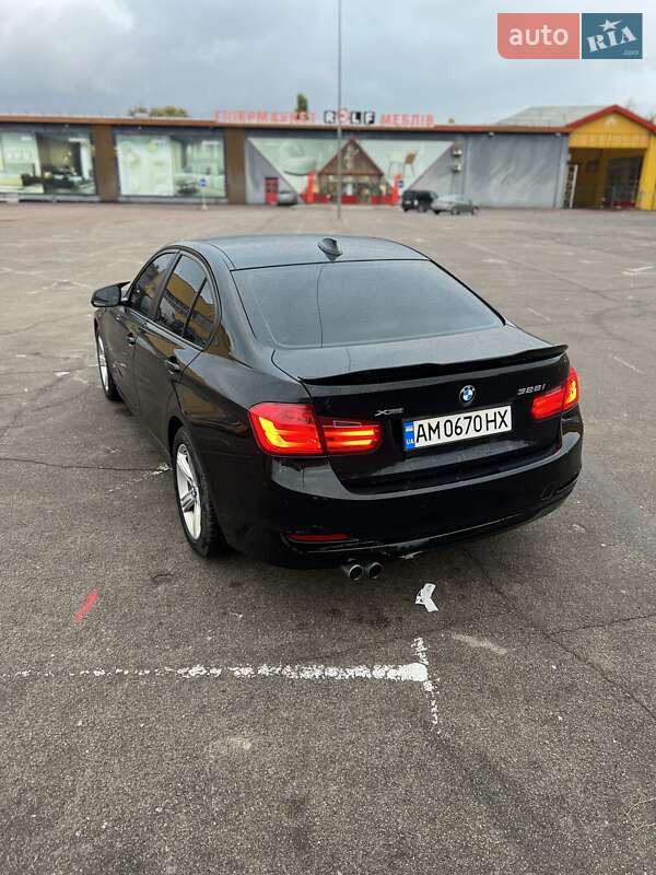 Седан BMW 3 Series 2013 в Житомире