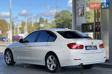 Седан BMW 3 Series 2013 в 