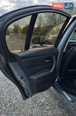 Седан BMW 3 Series 2011 в Подільську
