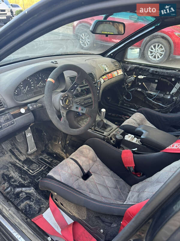 Седан BMW 3 Series 2001 в Черновцах фото 3 Седан BMW 3 Series 2001 в Черновцах