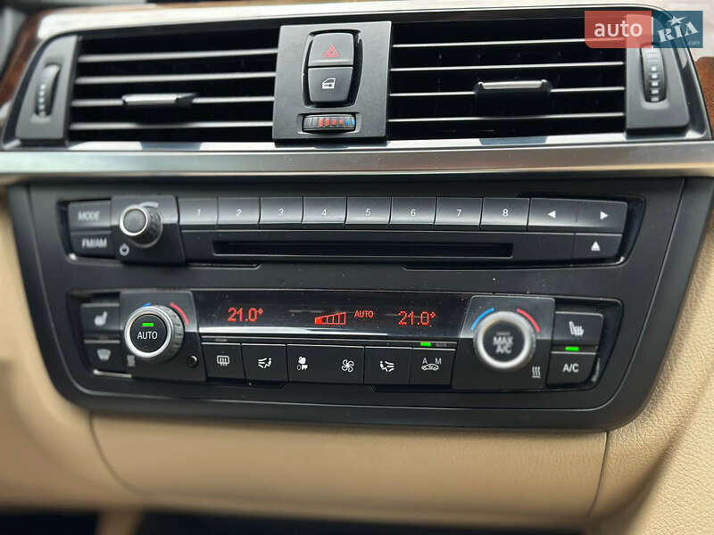 Седан BMW 3 Series 2014 в Киеве