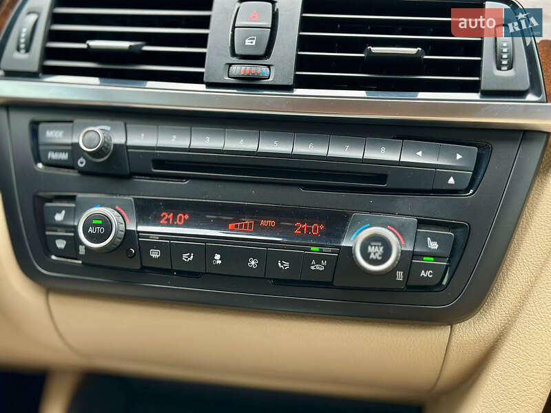 Седан BMW 3 Series 2014 в Киеве