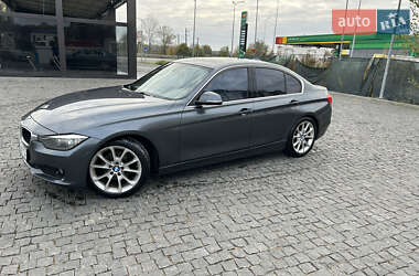 Седан BMW 3 Series 2015 в 