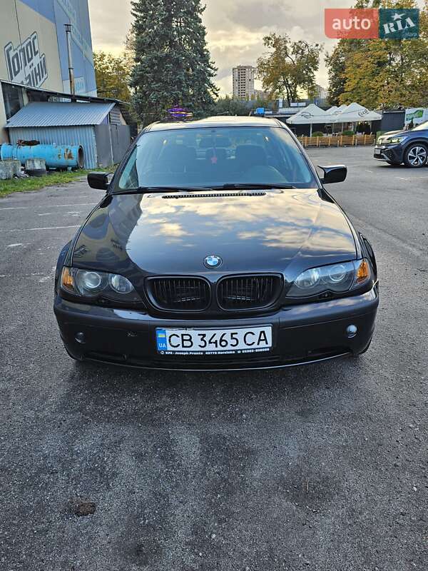 Седан BMW 3 Series 2004 в Киеве