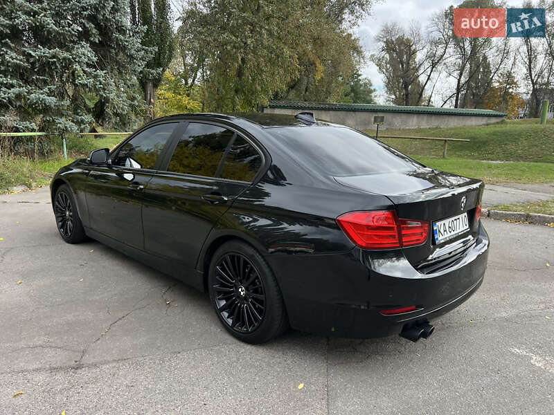 Седан BMW 3 Series 2012 в Киеве