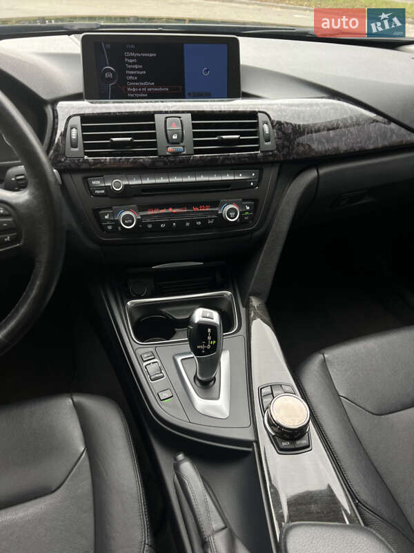 Седан BMW 3 Series 2012 в Киеве