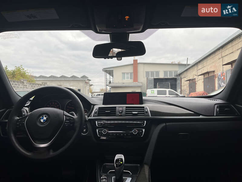 Седан BMW 3 Series 2018 в Калуше фото 16 Седан BMW 3 Series 2018 в Калуше