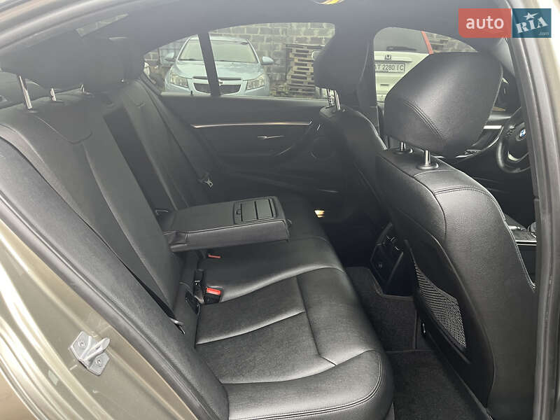 Седан BMW 3 Series 2018 в Калуше фото 31 Седан BMW 3 Series 2018 в Калуше