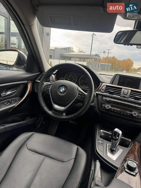 Седан BMW 3 Series 2015 в Ивано-Франковске