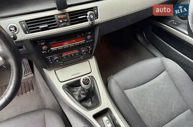 Седан BMW 3 Series 2007 в  фото 49 Седан BMW 3 Series 2007 в