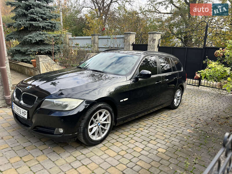Универсал BMW 3 Series 2010 в Городке фото 12 Универсал BMW 3 Series 2010 в Городке