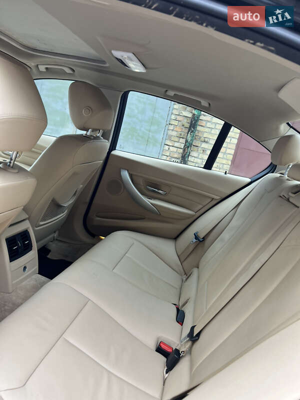 Седан BMW 3 Series 2013 в Киеве фото 10 Седан BMW 3 Series 2013 в Киеве
