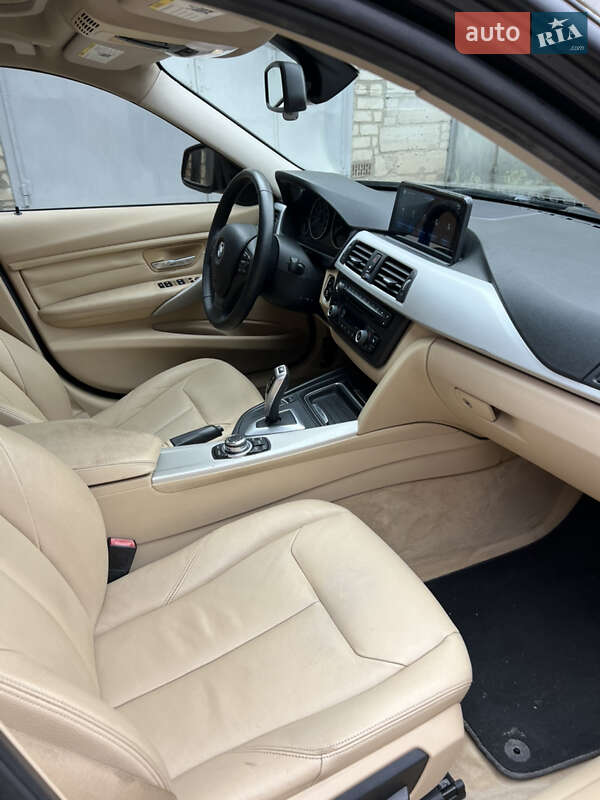 Седан BMW 3 Series 2013 в Киеве фото 15 Седан BMW 3 Series 2013 в Киеве
