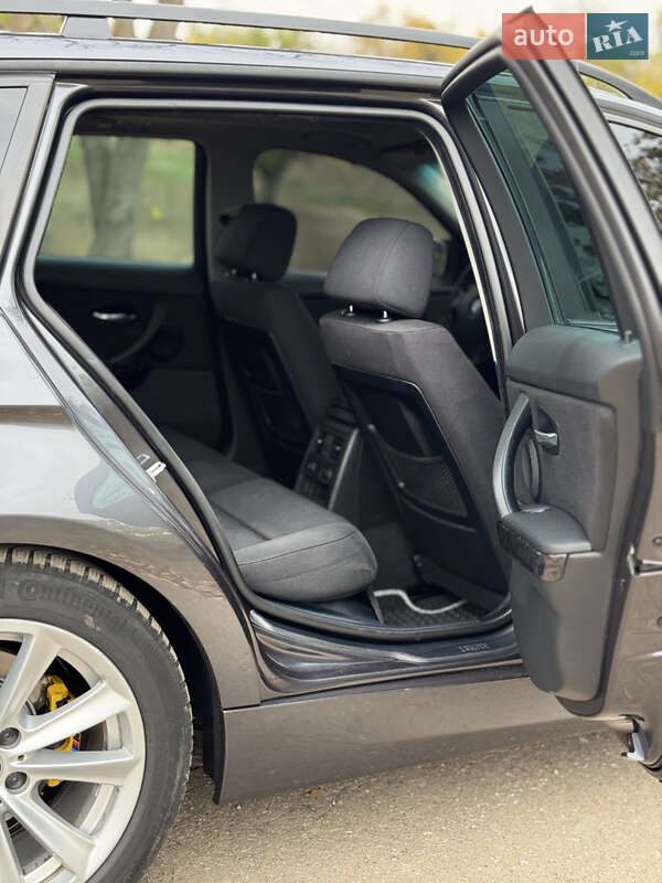 Универсал BMW 3 Series 2006 в Краматорске