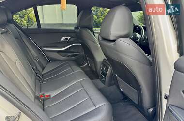 Седан BMW 3 Series 2019 в 