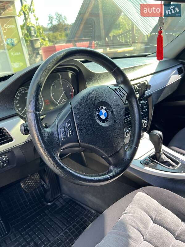 Универсал BMW 3 Series 2008 в Малинцах