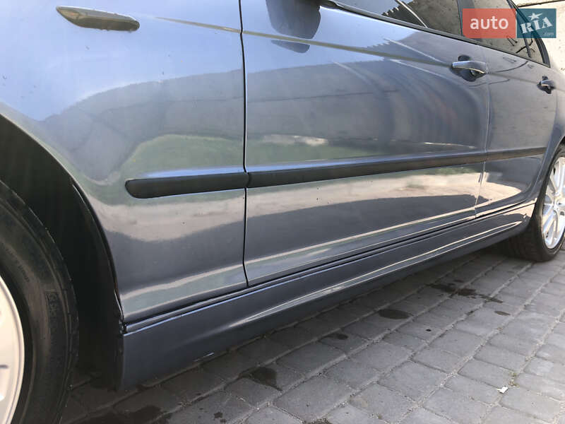 Седан BMW 3 Series 2002 в Белогорье