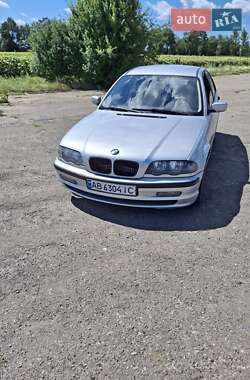 Седан BMW 3 Series 2000 в Баре