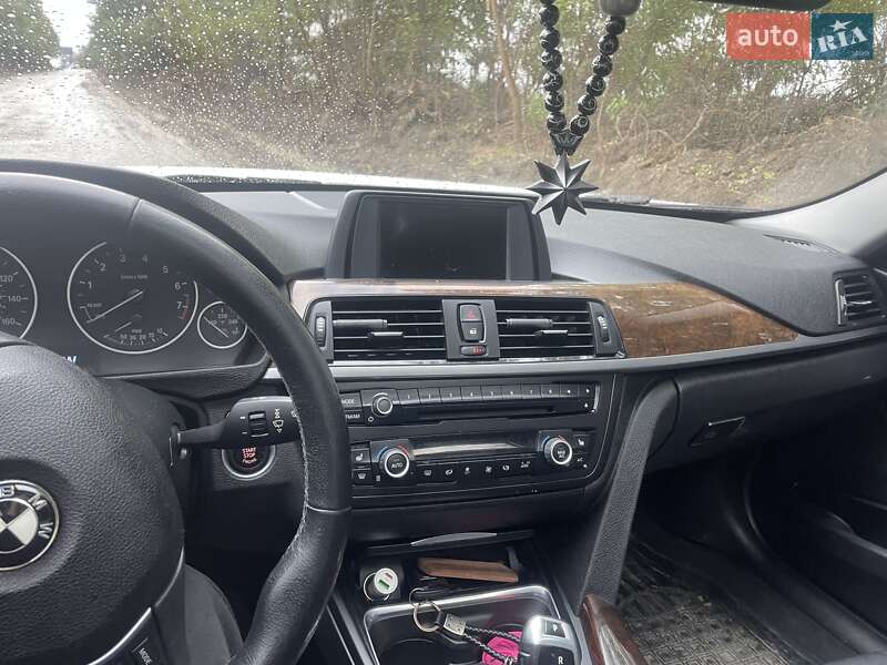 Седан BMW 3 Series 2014 в Львове