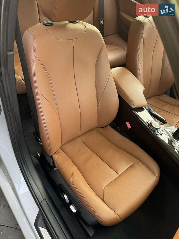 Седан BMW 3 Series 2015 в Шепетовке