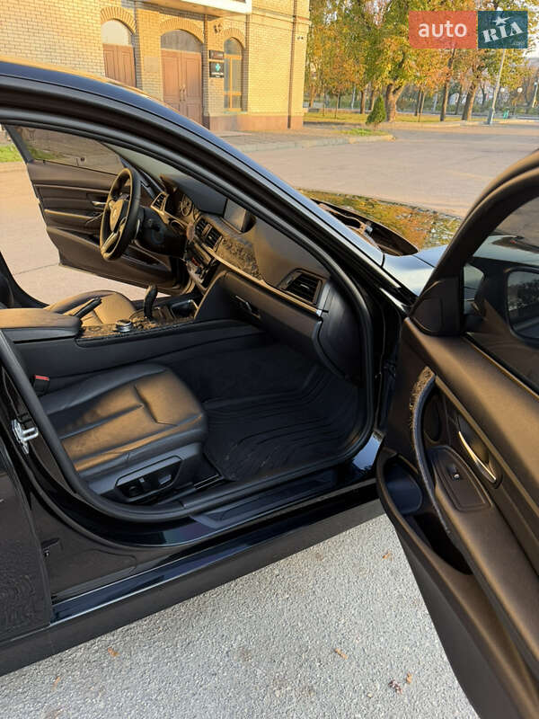 Седан BMW 3 Series 2013 в Харькове