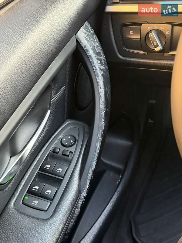 Седан BMW 3 Series 2013 в Харькове