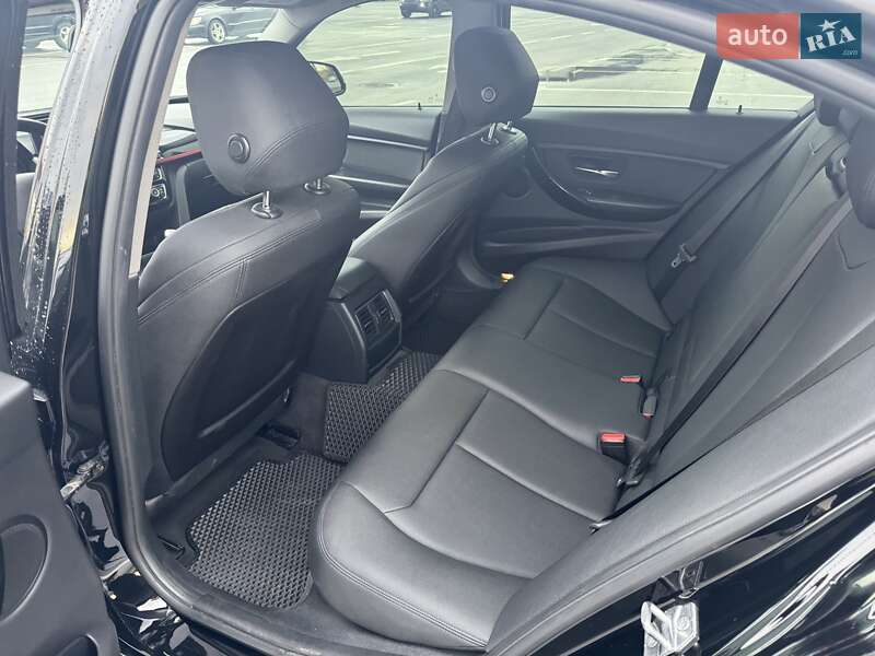 Седан BMW 3 Series 2017 в Києві фото 23 Седан BMW 3 Series 2017 в Києві
