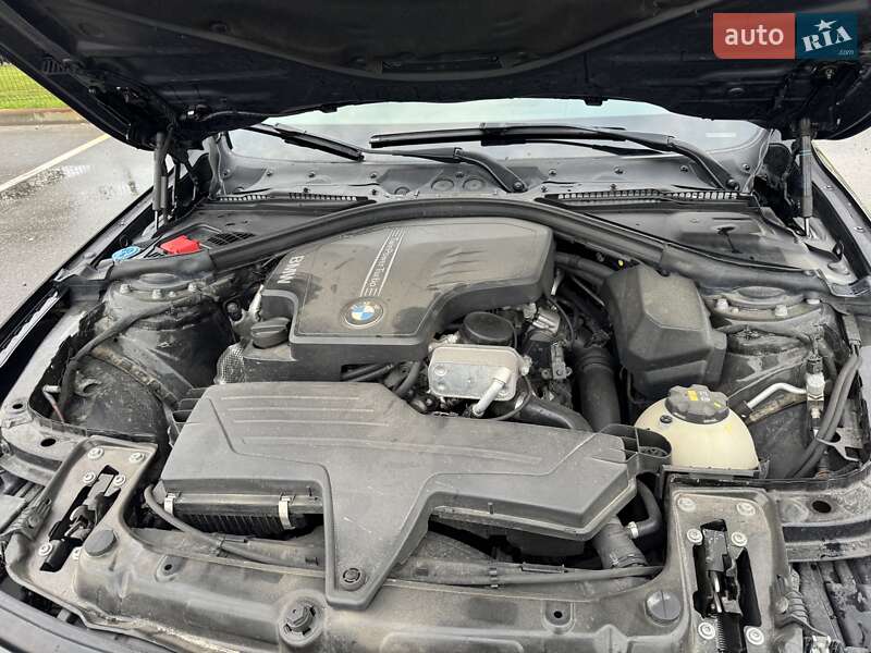 Седан BMW 3 Series 2017 в Києві фото 27 Седан BMW 3 Series 2017 в Києві