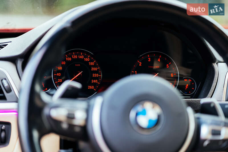 Седан BMW 3 Series 2017 в Львове