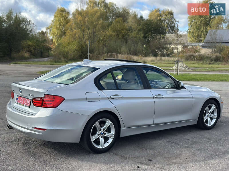 Седан BMW 3 Series 2013 в Львове