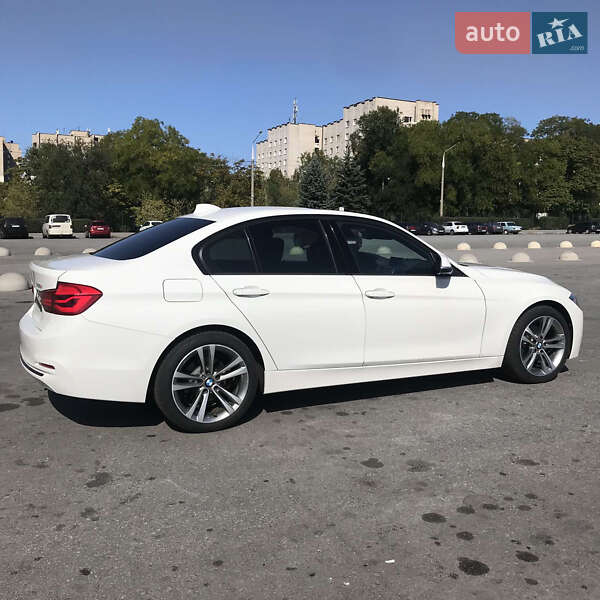 Седан BMW 3 Series 2018 в Дніпрі