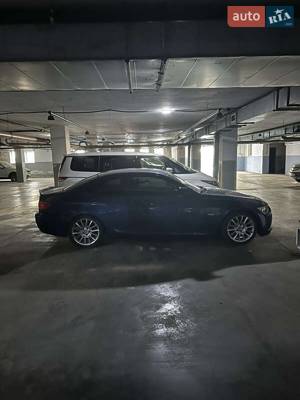 Купе BMW 3 Series 2013 в Киеве